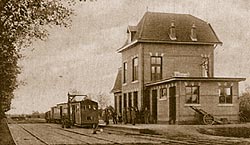 Aankomst van de tram te Oosterwolde