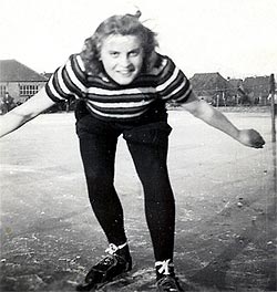 Mieke op de schaats