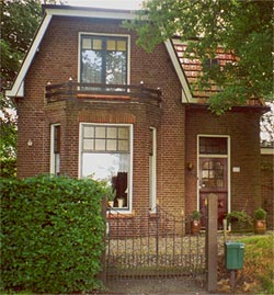 De nieuwe boerderij van de voorkant gezien